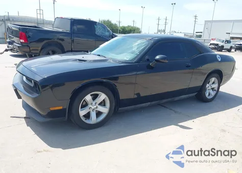 2013 Dodge Challenger Sxt Plus z USA, uszkodzony, nr VIN 2C3CDYAG7DH591414